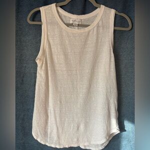LINEN SLEEVELESS LIGHT & AIRY TANK TOP * Brand is VELVET by Graham & Spencer *
